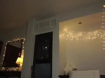 Freechat superbdolls on Chaturbate