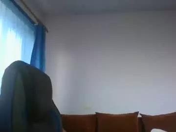 Freechat ulmeni4 on Chaturbate