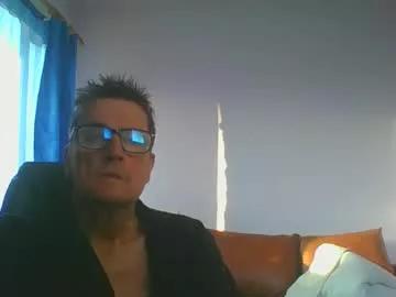 Freechat ulmeni4 on Chaturbate
