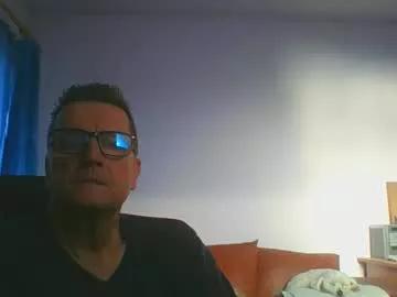 Freechat ulmeni4 on Chaturbate