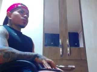 adam_shilders on Flirt4Free 