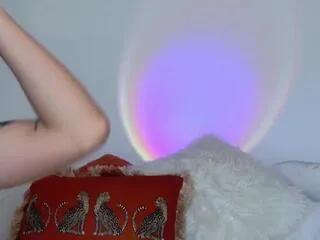 Offline alyssa_bonett on Flirt4Free