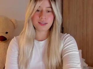 Offline amy_blondes on Flirt4Free
