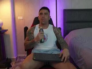 Offline andy_damon on Flirt4Free