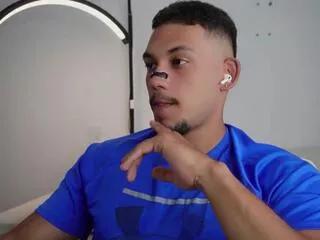 Offline andy_weld on Flirt4Free