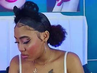 Freechat angela_roberts on Flirt4Free