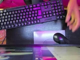 Offline angeya_petite on Flirt4Free