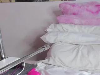 Offline ashley_miiller on Flirt4Free