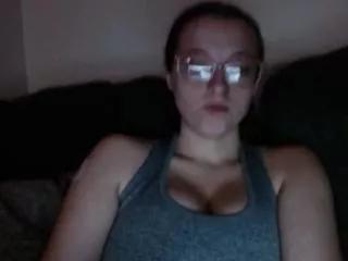 Freechat bambi_bi on Flirt4Free