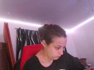 Freechat bambi_bi on Flirt4Free