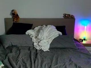 Offline bengie_lauper on Flirt4Free