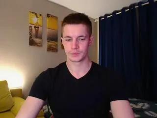 Offline benjamin_blue on Flirt4Free