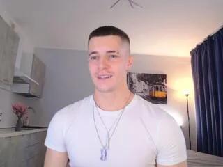 Offline benjamin_blue on Flirt4Free