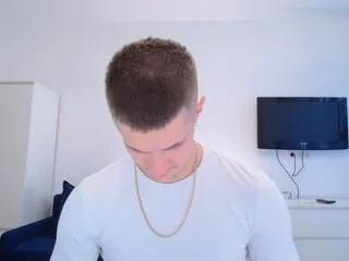 Offline benjamin_blue on Flirt4Free