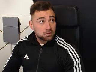 Offline big_zacky on Flirt4Free