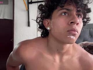 Offline bradley_strong on Flirt4Free