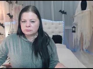 Away britney_ryan on Flirt4Free