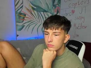 Offline charlie_florenzi on Flirt4Free