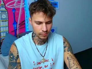 Freechat christian_jagger on Flirt4Free
