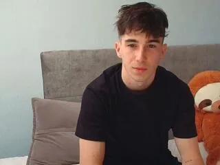 Offline cooper_vaio on Flirt4Free