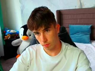 Offline cooper_vaio on Flirt4Free