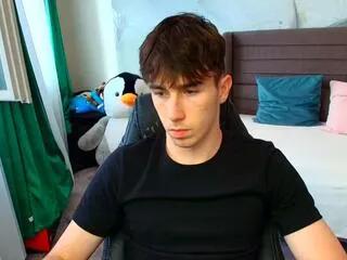 Offline cooper_vaio on Flirt4Free