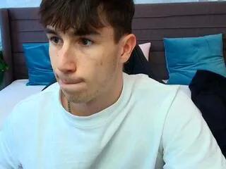 Offline cooper_vaio on Flirt4Free