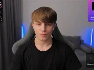 Freechat curtis_crew on Flirt4Free