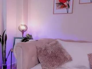 Offline dahiana_walcott on Flirt4Free