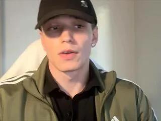 Offline danny_cuomo on Flirt4Free