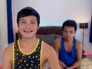 Offline daven_steele_derik_logan on Flirt4Free