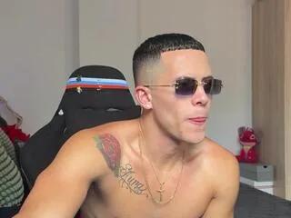 Offline duncan_collins on Flirt4Free