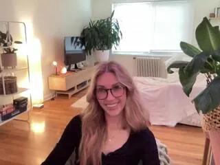 Offline dylan_knight on Flirt4Free