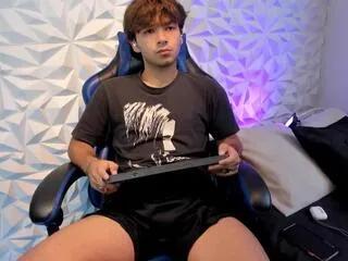 Freechat dylan_wallton on Flirt4Free