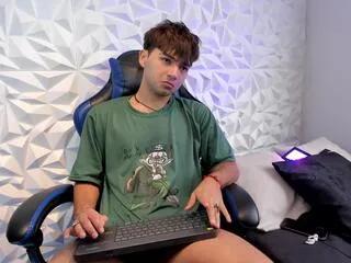 Freechat dylan_wallton on Flirt4Free