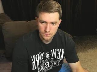 Offline ethan_pinkman on Flirt4Free