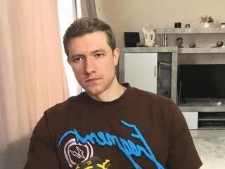 Offline ethan_pinkman on Flirt4Free