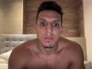 Offline frank_heaven on Flirt4Free
