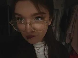 Offline frieda_ringwood on Flirt4Free