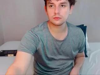 Freechat gabriel_navas on Flirt4Free