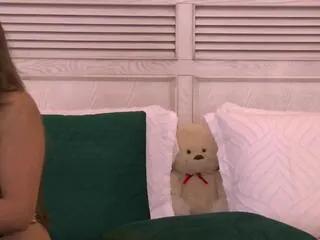 Offline gina_mence on Flirt4Free