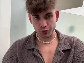Freechat harper_durand on Flirt4Free