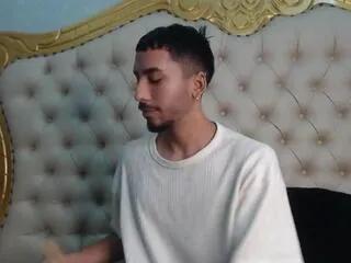 Offline jhosua_collins on Flirt4Free