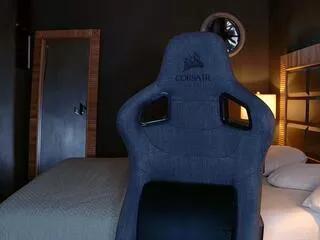 Freechat justin_hilton on Flirt4Free