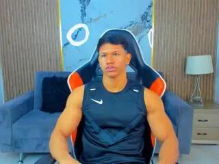 Freechat kalvin_walker on Flirt4Free