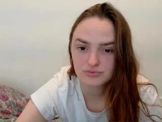 Freechat kiera_harris on Flirt4Free