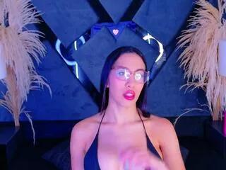 Freechat kylie_whitee on Flirt4Free