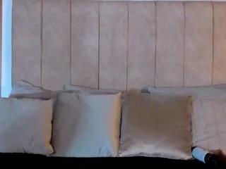 Offline laura_saenz on Flirt4Free