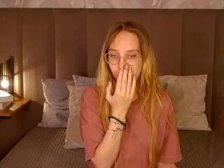 Freechat lina_lewitt on Flirt4Free