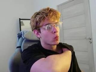 Offline logan_fraser on Flirt4Free